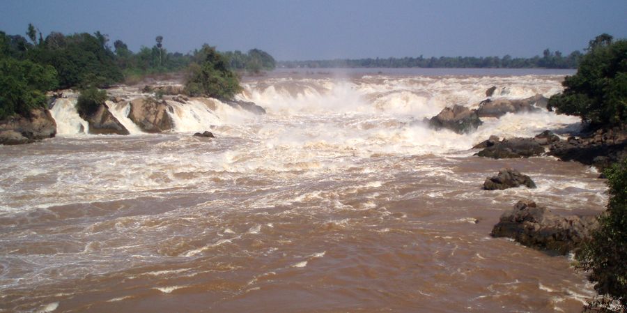 コーンパペンの滝　Khone Phapheng Falls
