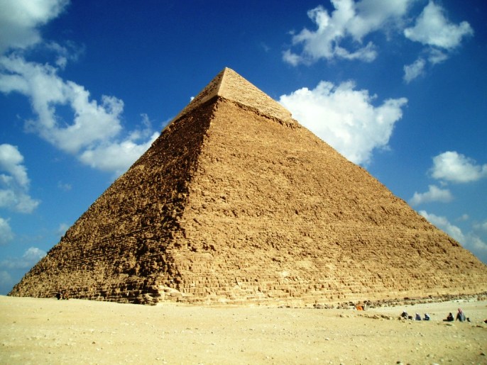 ピラミッド全景