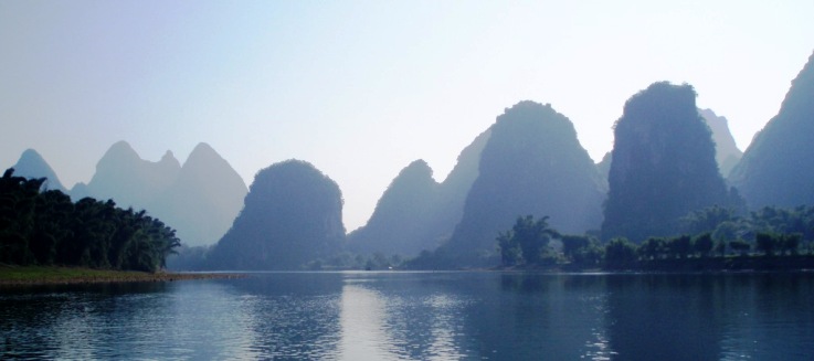 朝の桂林風景　陽朔付近