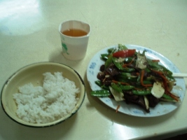 桂林の地元定食