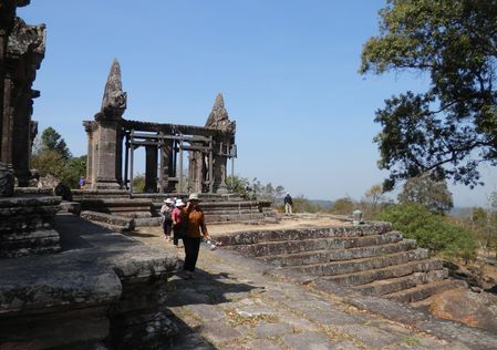 プレアヴィヒア寺院