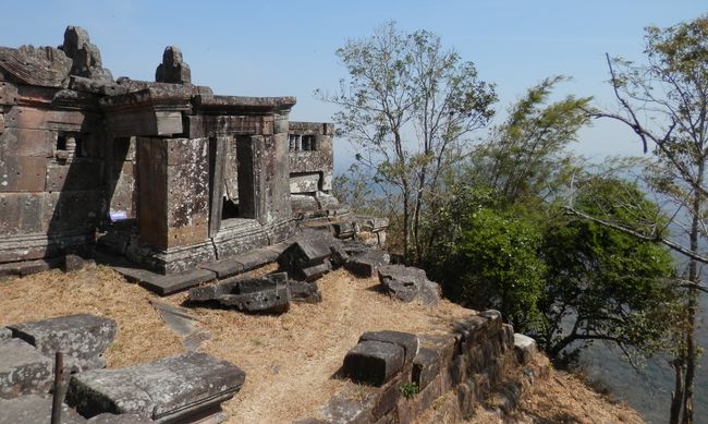 プレアヴィヒア寺院